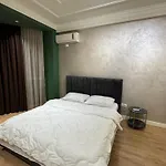 Prayla Luxury Apartment At Condor Center