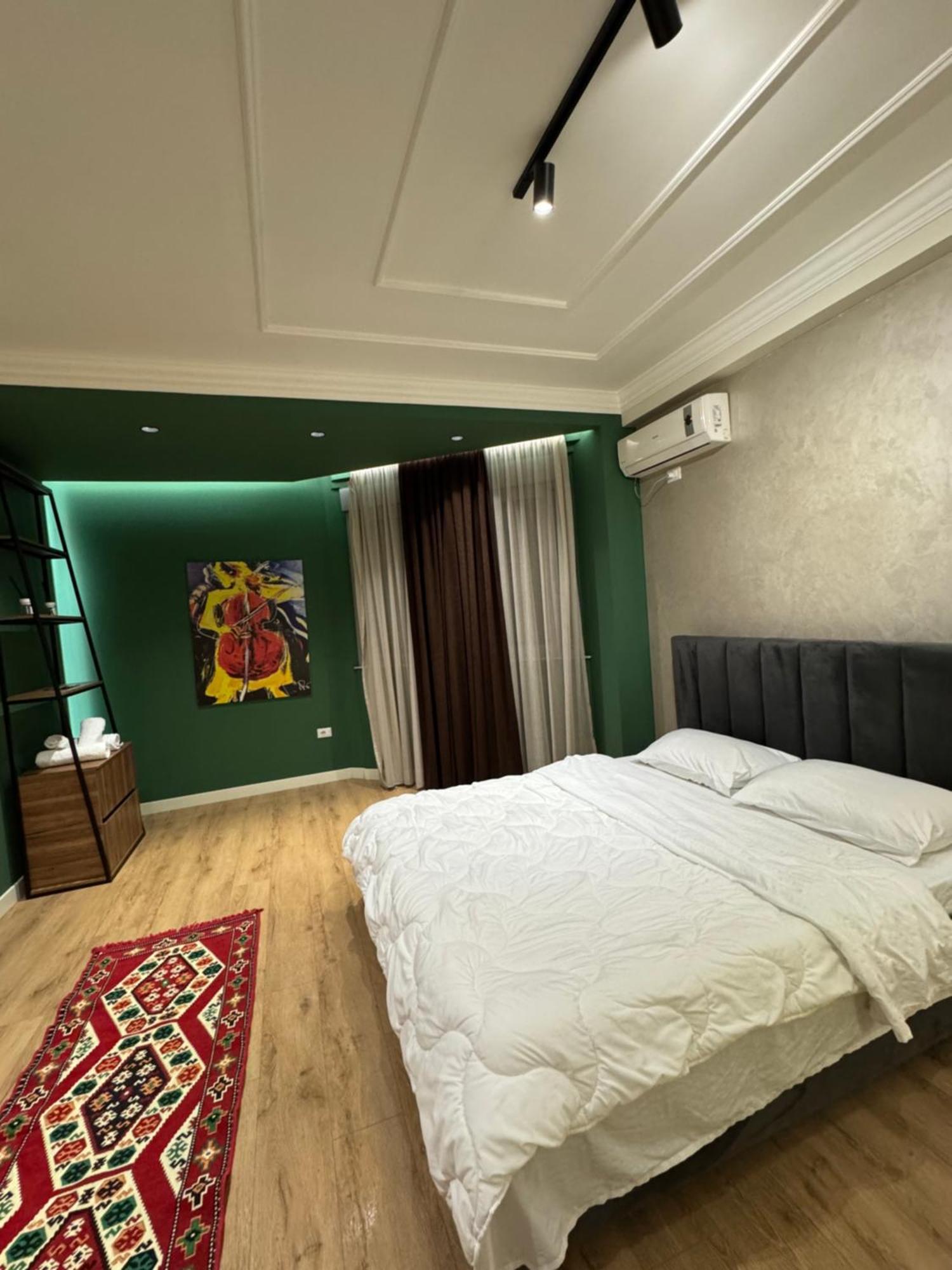 Prayla Luxury At Condor Center * Tirana